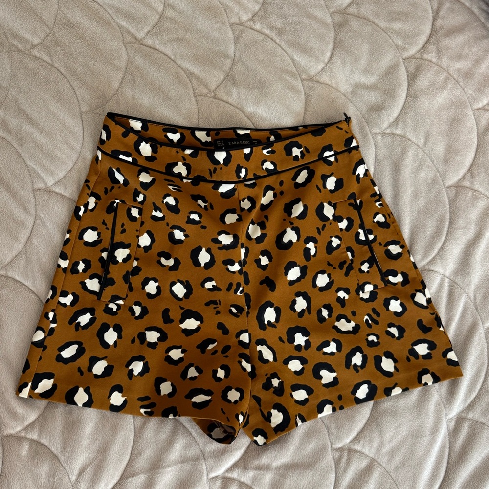 Zara Leopard Print Bermuda Shorts